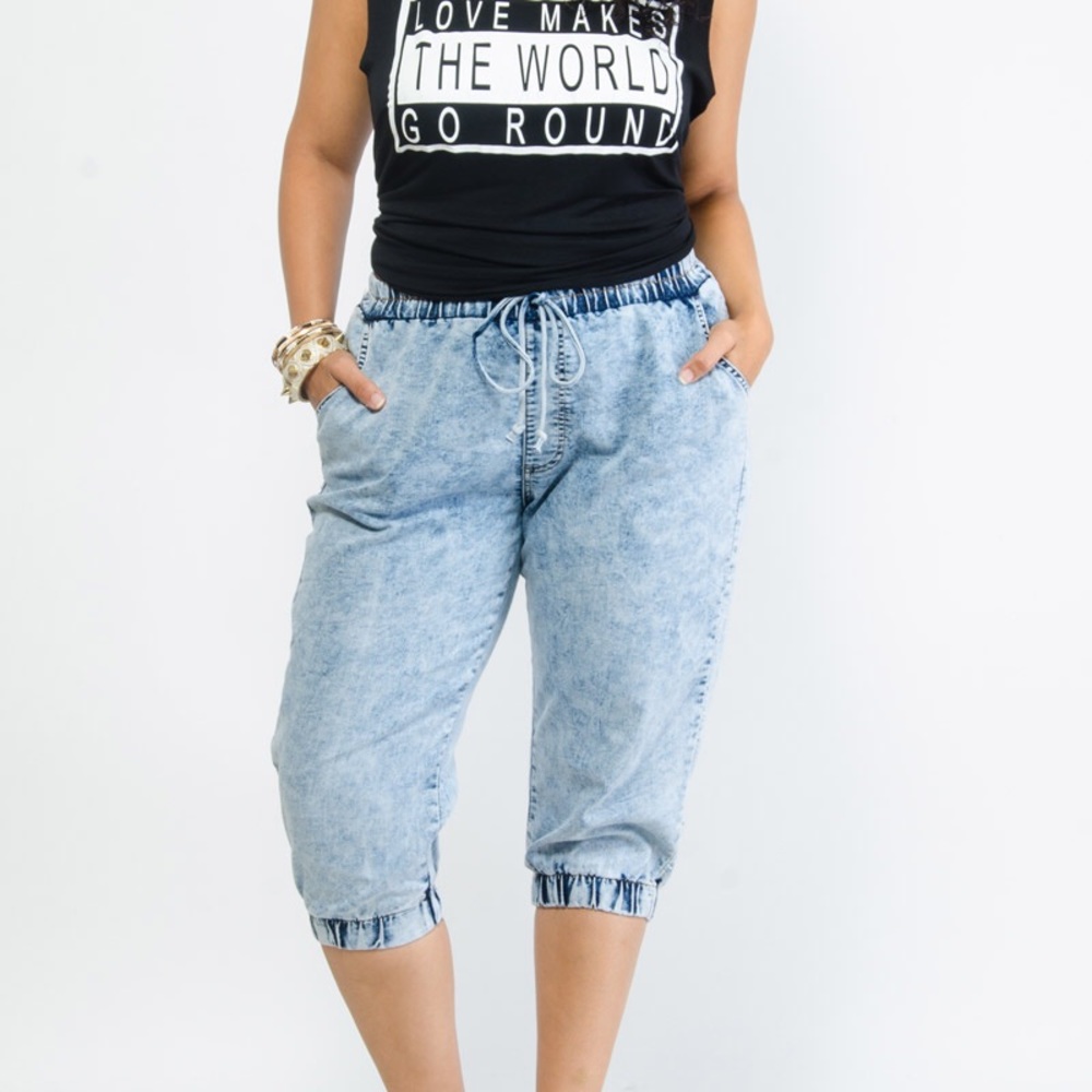 Denim Jogger Stretch Capri Pants